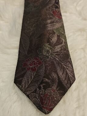 Esprit Brown Floral Jacquard Tie with Red & Green Accents Made In USA H8